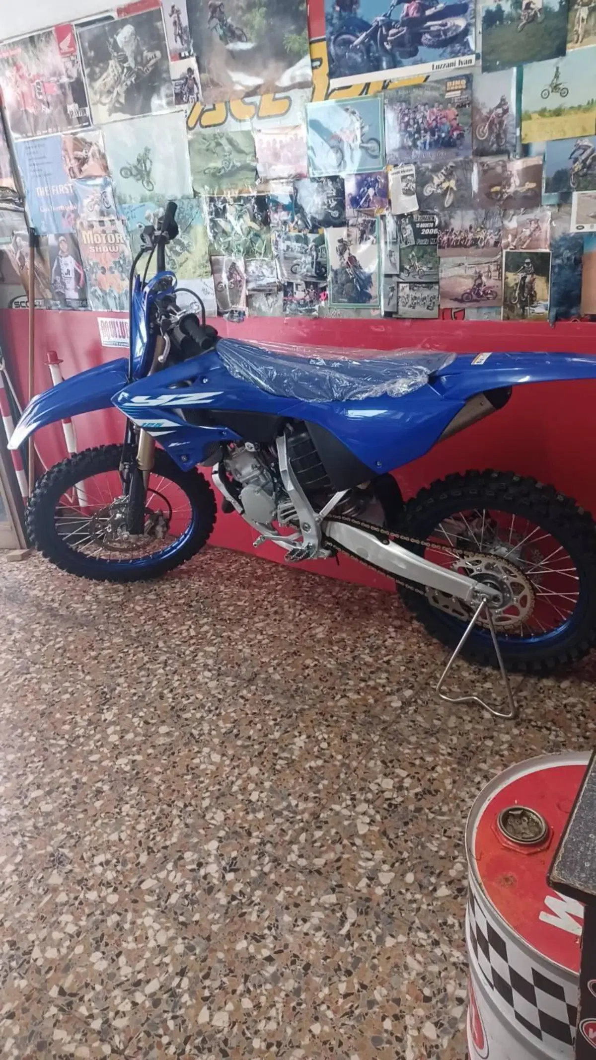 Yamaha YZ 125 (2025) (3)