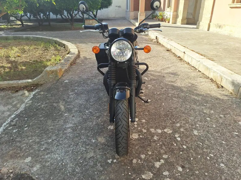 Triumph Bonneville T100 Black (2017 - 20) (4)