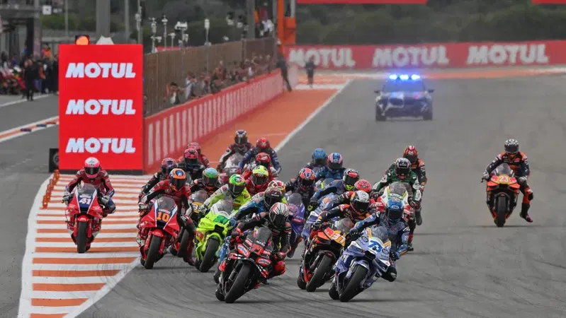 MotoGP 2025. Questione di millesimi: i finali pi&ugrave; ravvicinati della stagione 2025