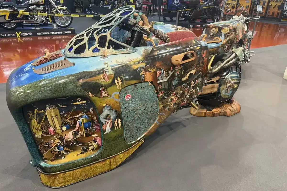 Pifostio, quando la moto diventa un'opera d'arte del Rinascimento moderno (2)