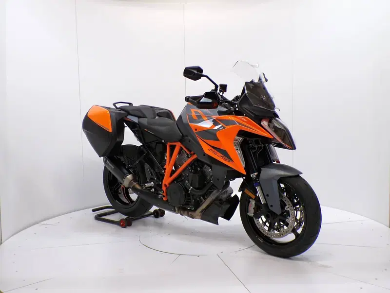 KTM 1290 Super Duke GT (2022 - 25) (2)