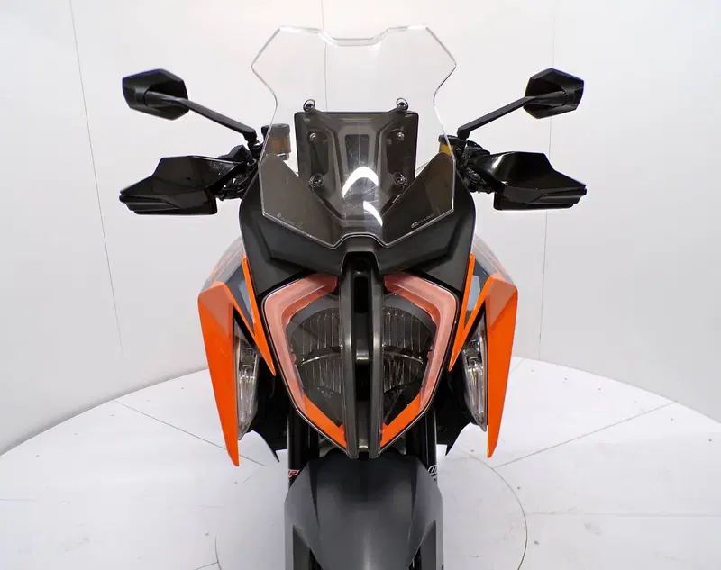 KTM 1290 Super Duke GT (2022 - 25) (9)