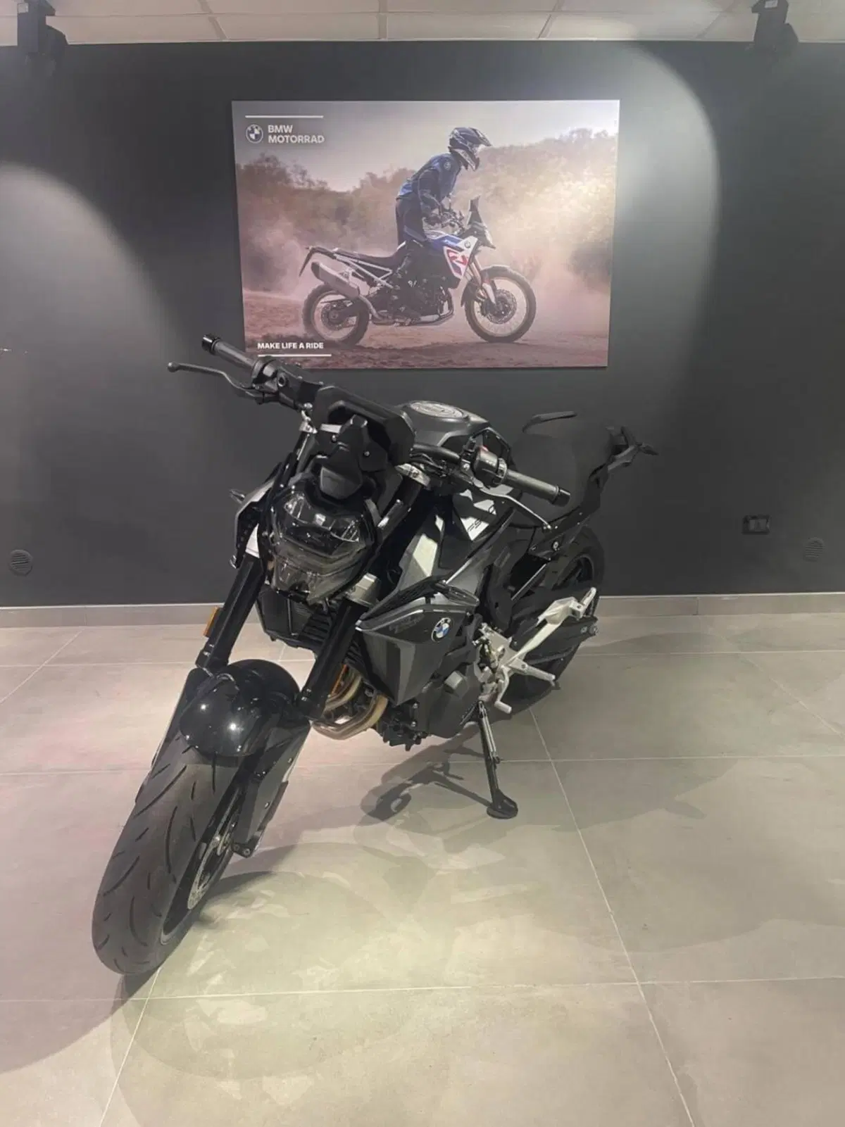 Bmw F 900 R (2025 - 26)
