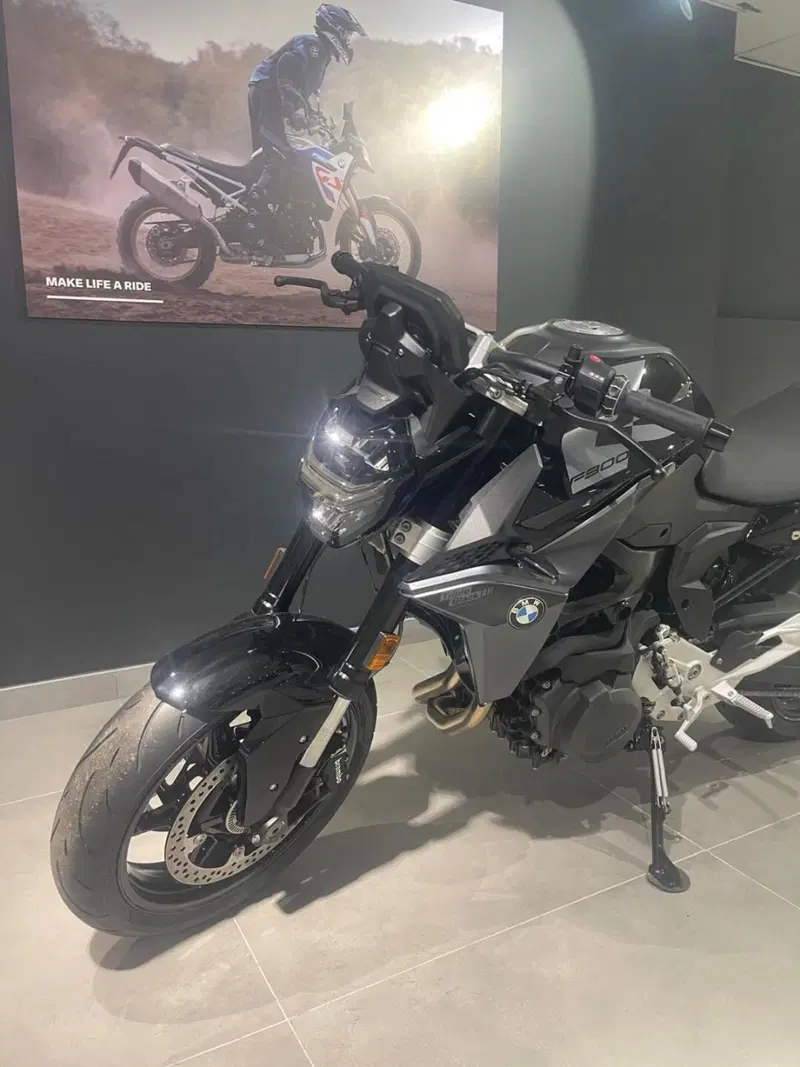 Bmw F 900 R (2025 - 26) (3)