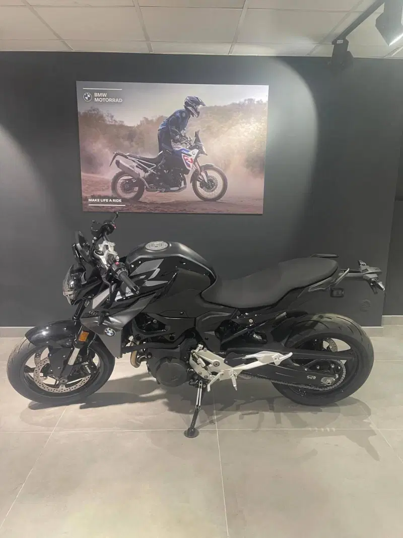 Bmw F 900 R (2025 - 26) (4)