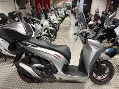 Honda SH 350 (2021 - 24) usata