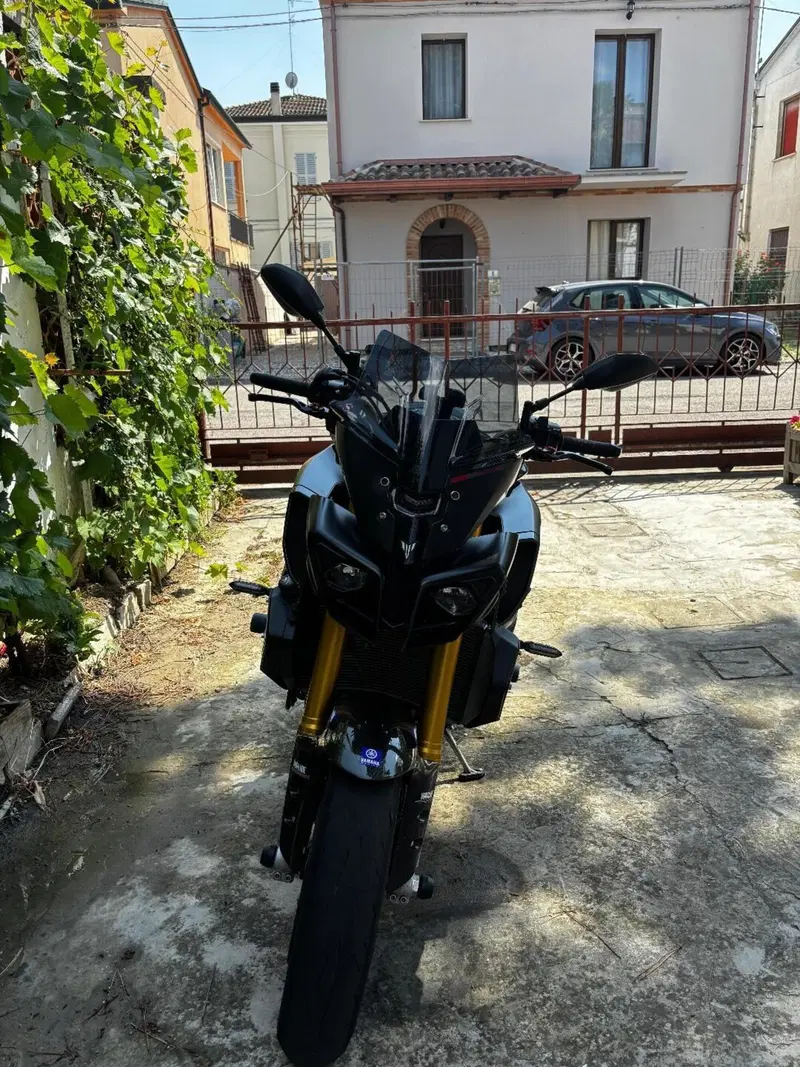 Yamaha MT-10 ABS (2016 - 17) (6)