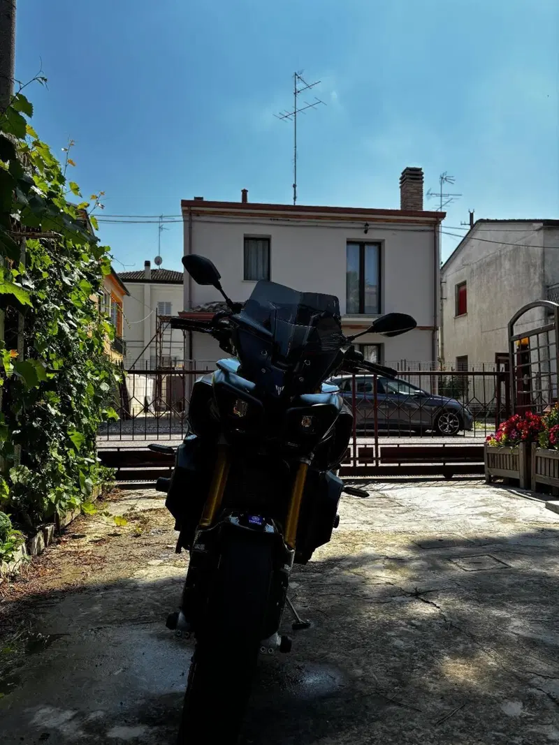 Yamaha MT-10 ABS (2016 - 17) (9)