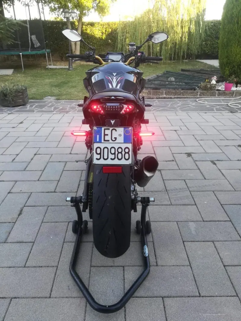 Yamaha MT-10 ABS (2016 - 17) (12)