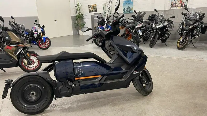 Bmw CE 04 (2021 - 25) (2)