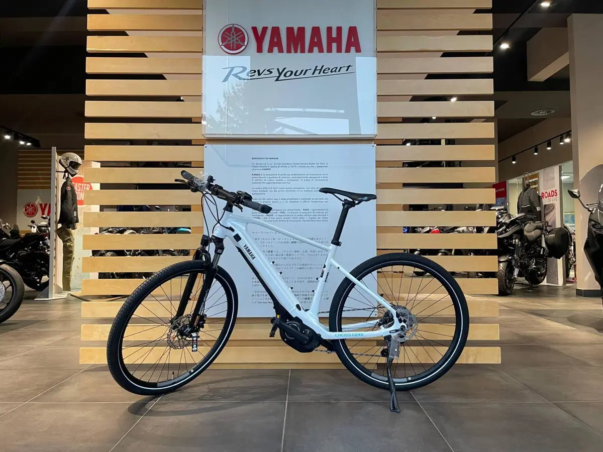 CROSSCORE RC Yamaha (2)