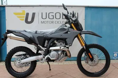 Suzuki DR-Z4S (2025 - 26) nuova