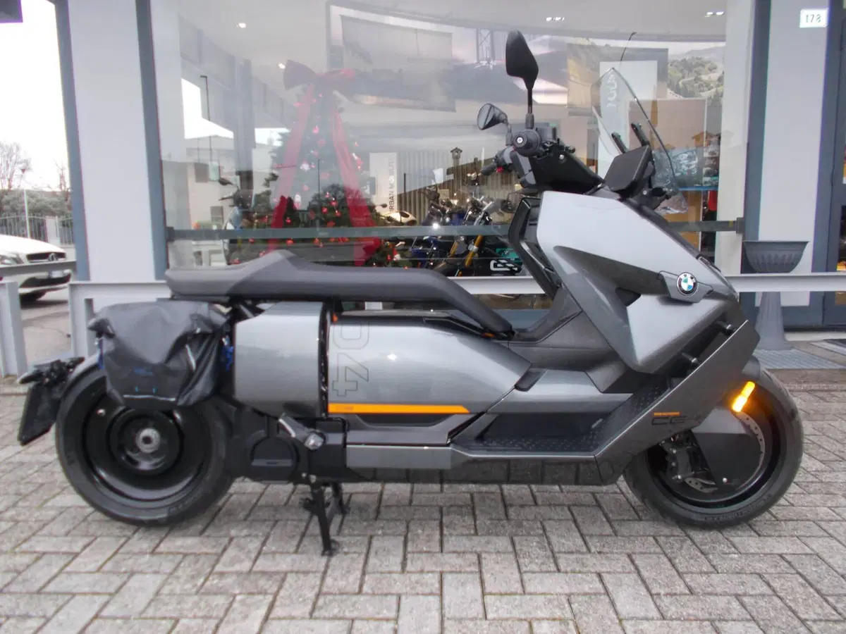 Bmw CE 04 (2021 - 25)