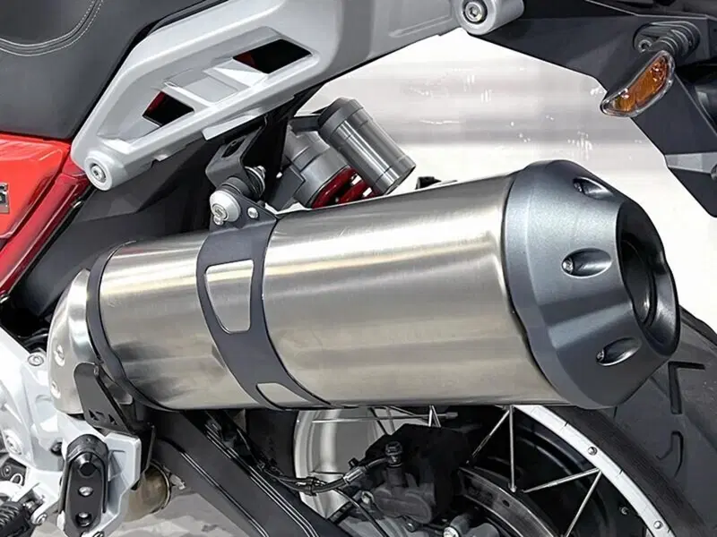 Moto Guzzi V85 TT (2024 - 26) (5)