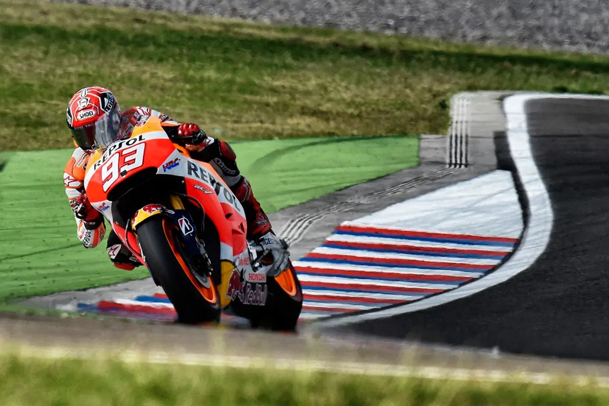 Le foto più spettacolari del GP d'Argentina (14)