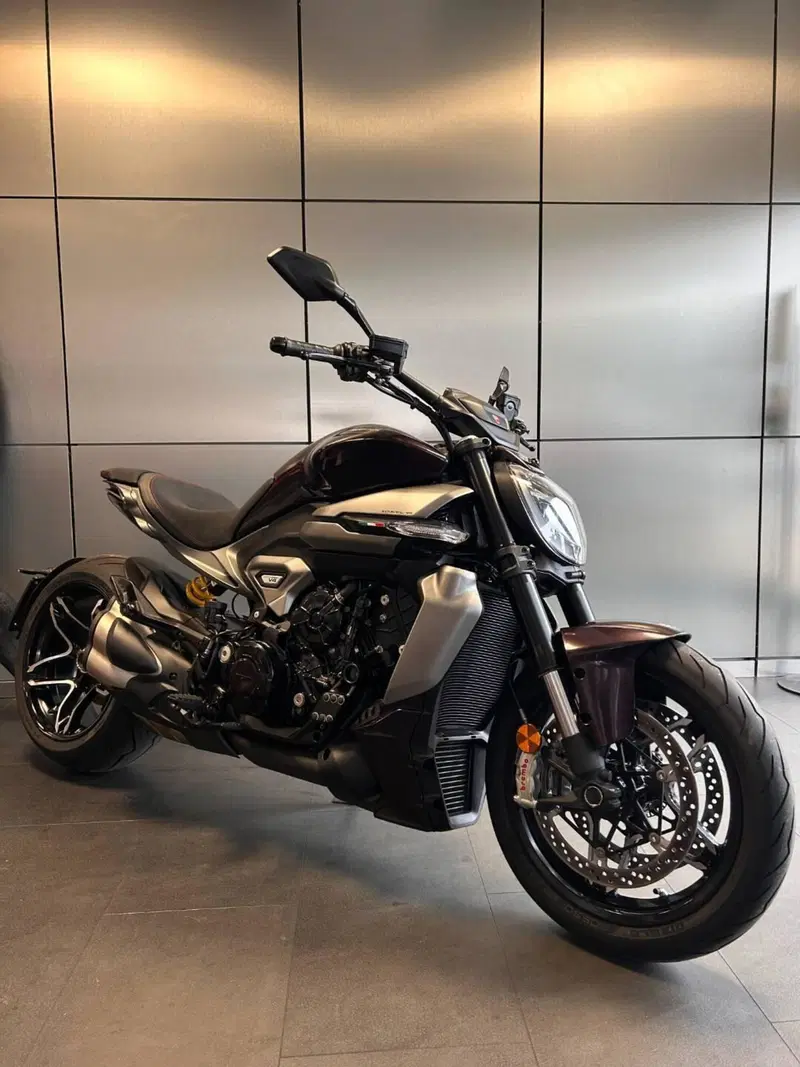 Ducati XDiavel V4 (2025 - 26) (2)