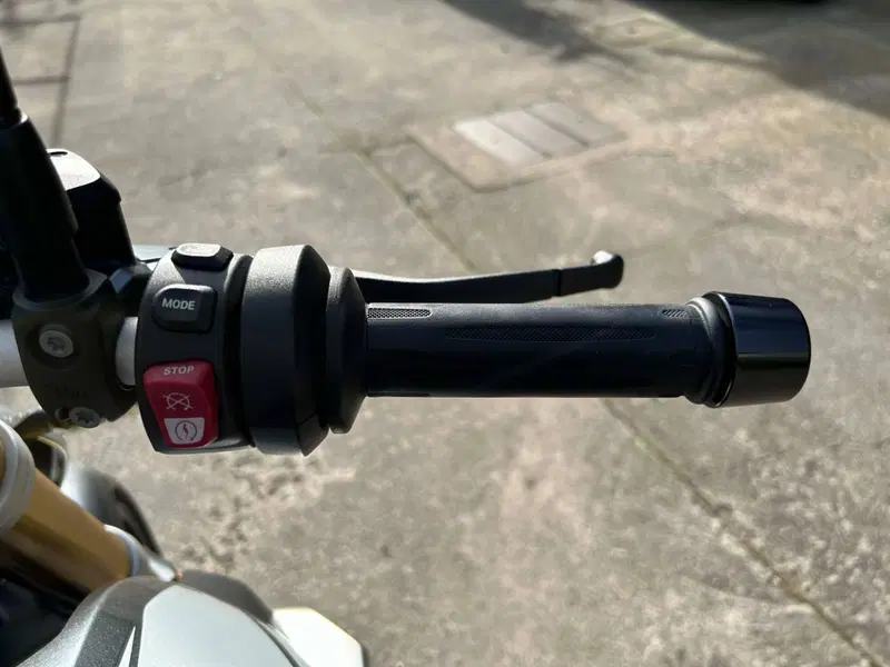 Bmw R 1250 R (2021 - 25) (15)