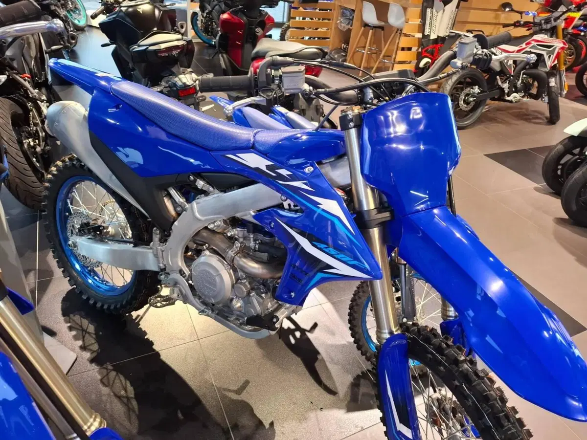 Yamaha YZ 450 F (2026) (2)