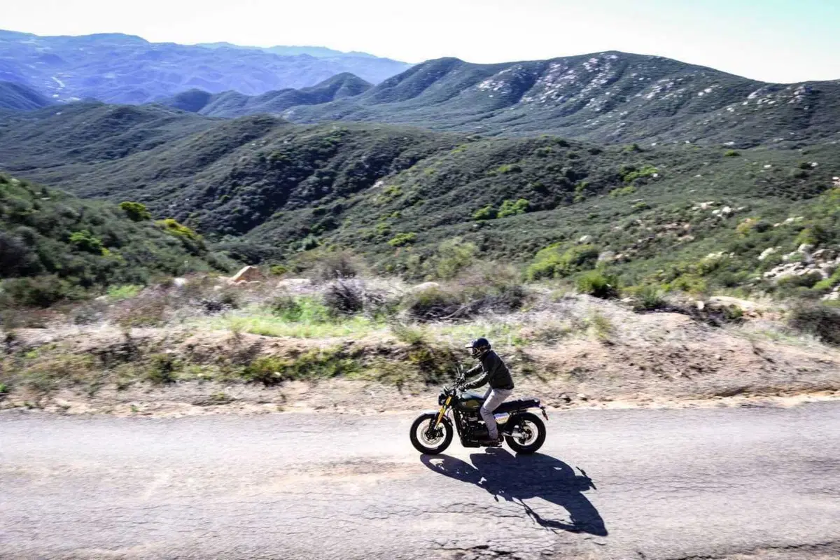 Triumph Scrambler 900 m.y. 2026: il nostro TEST [VIDEO] (12)