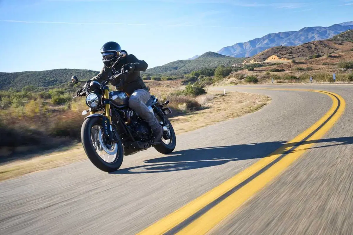 Triumph Scrambler 900 m.y. 2026: il nostro TEST [VIDEO] (22)