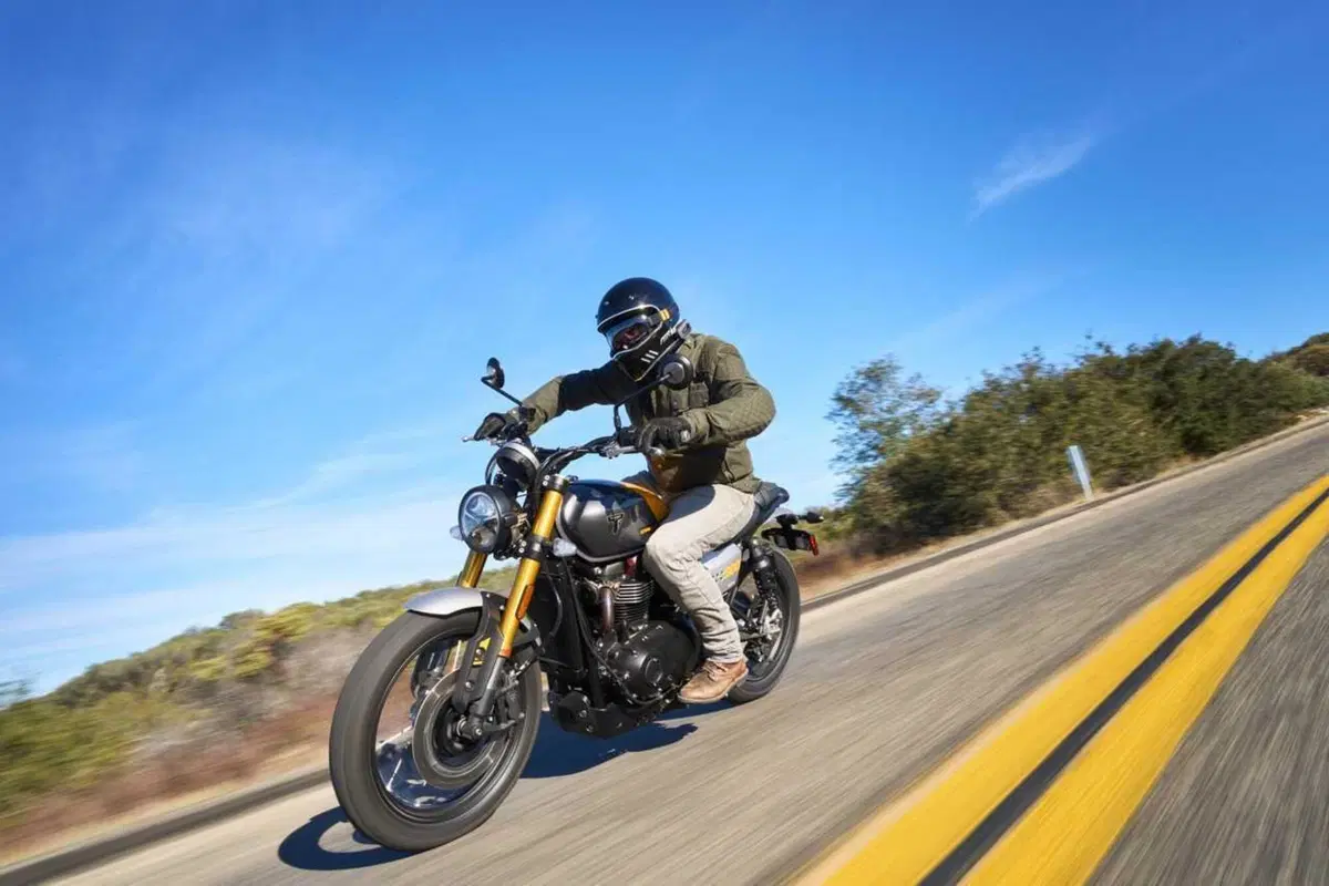 Triumph Scrambler 900 m.y. 2026: il nostro TEST [VIDEO] (24)