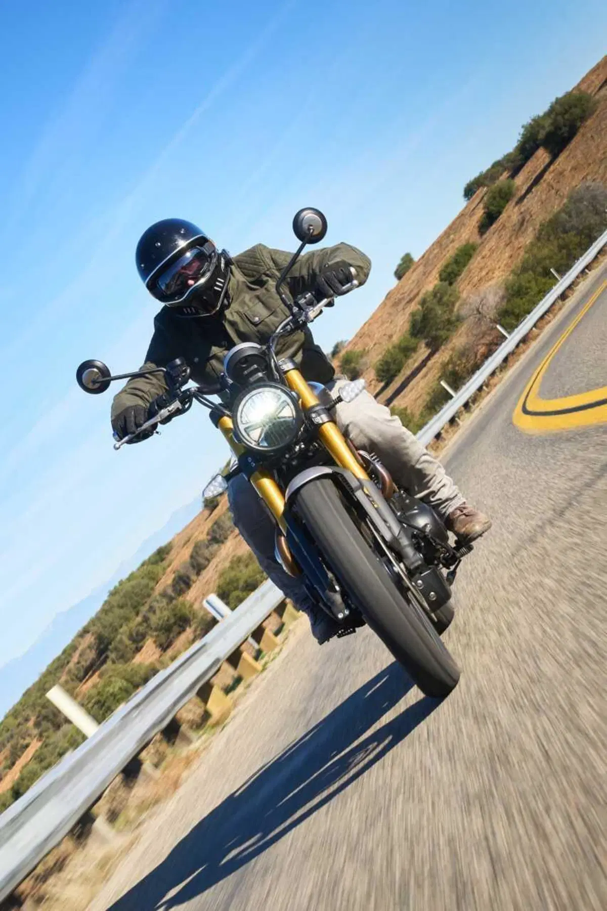 Triumph Scrambler 900 m.y. 2026: il nostro TEST [VIDEO] (27)