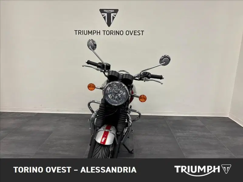 Triumph Bonneville T120 Elvis (2024 - 26) (2)