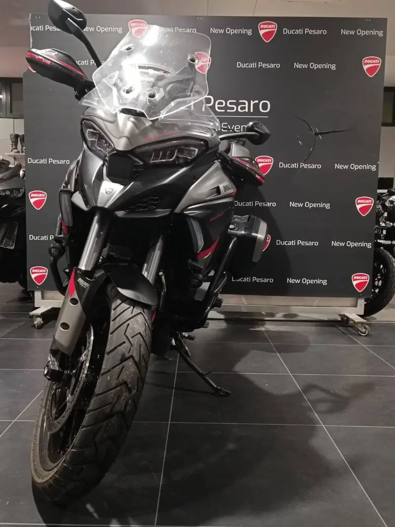 Ducati Multistrada V4 S Grand Tour (2024) (8)