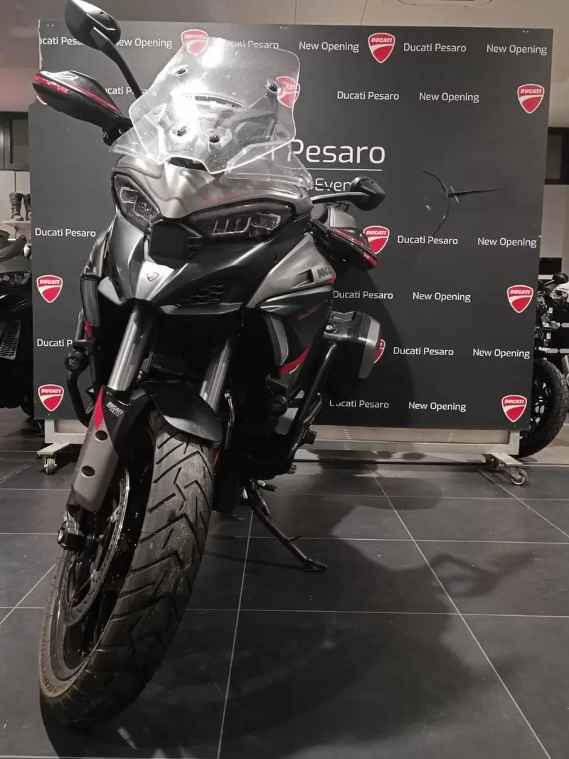 Ducati Multistrada V4 S Grand Tour (2024) (9)
