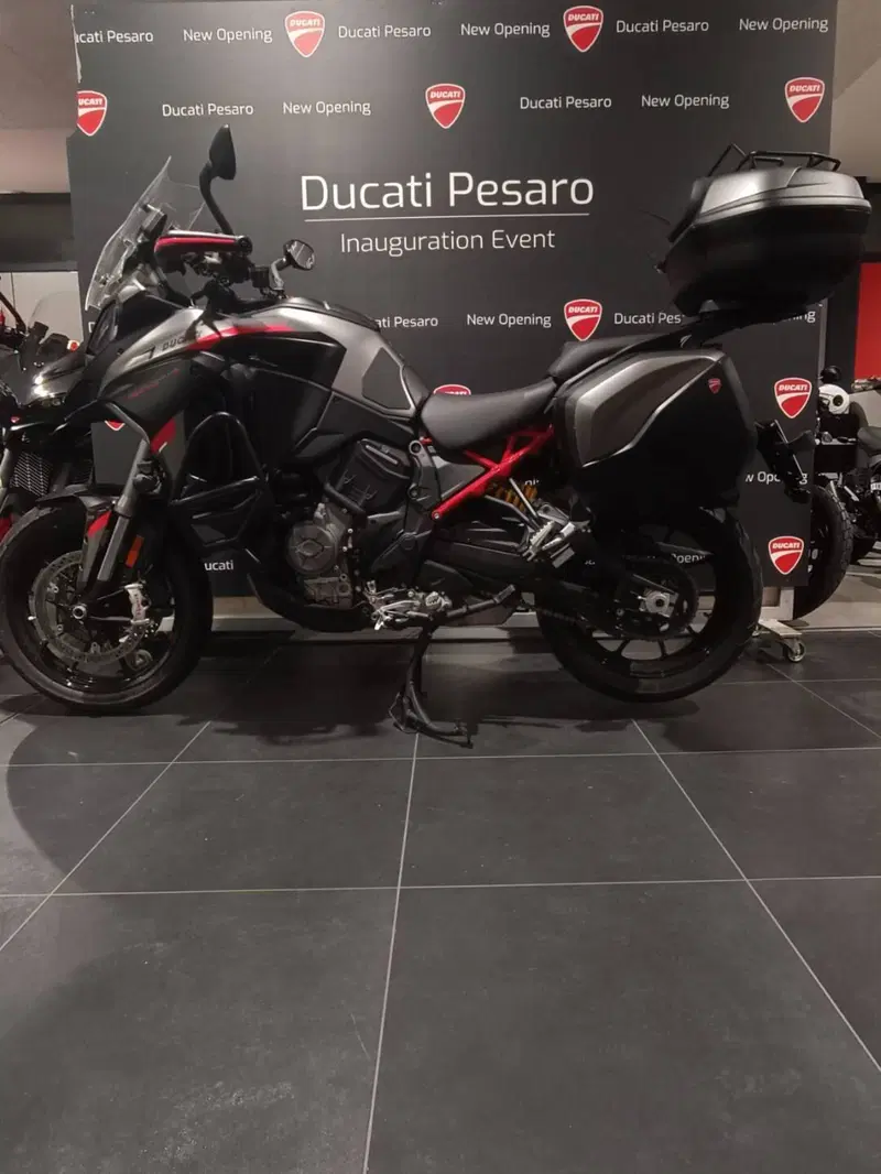 Ducati Multistrada V4 S Grand Tour (2024) (15)