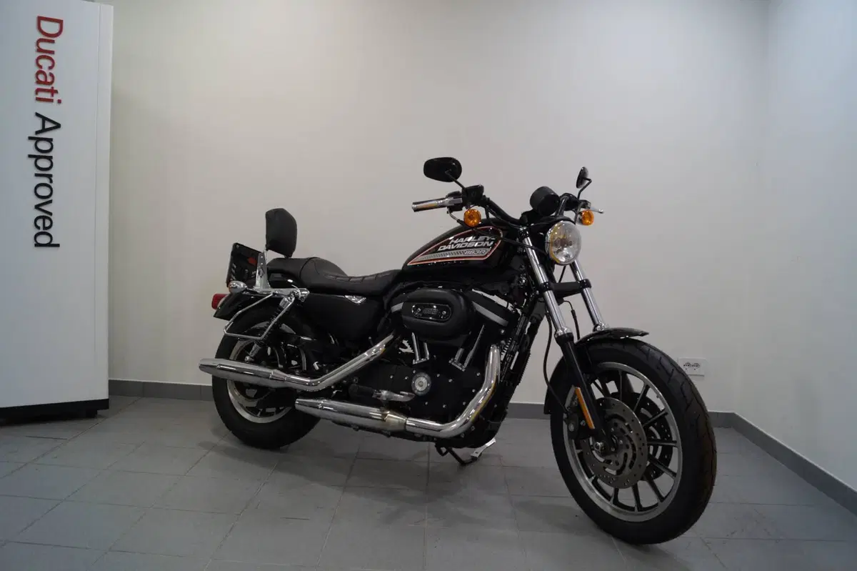Harley-Davidson 883 R (2008 - 16) - XL 883R