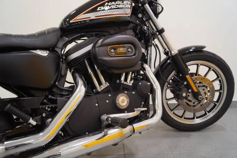 Harley-Davidson 883 R (2008 - 16) - XL 883R (10)