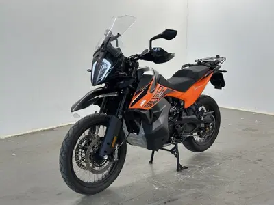 KTM 890 Adventure (2021) usata