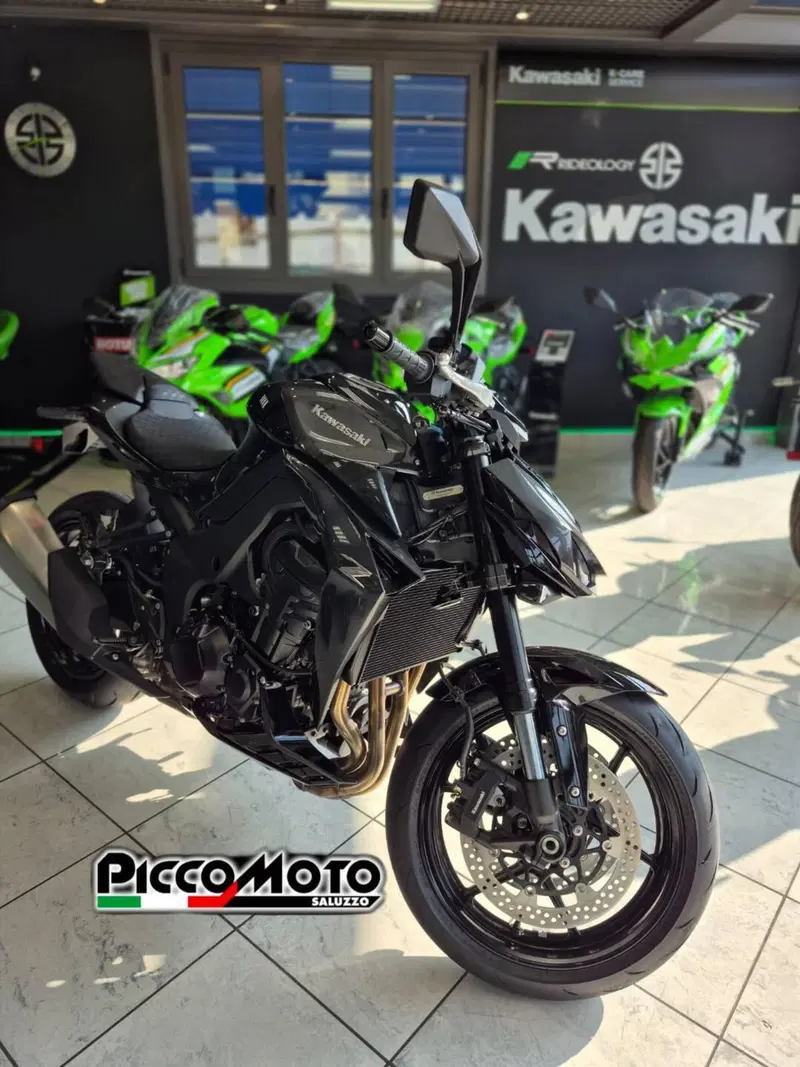 Kawasaki Z 1100 (2026) (3)