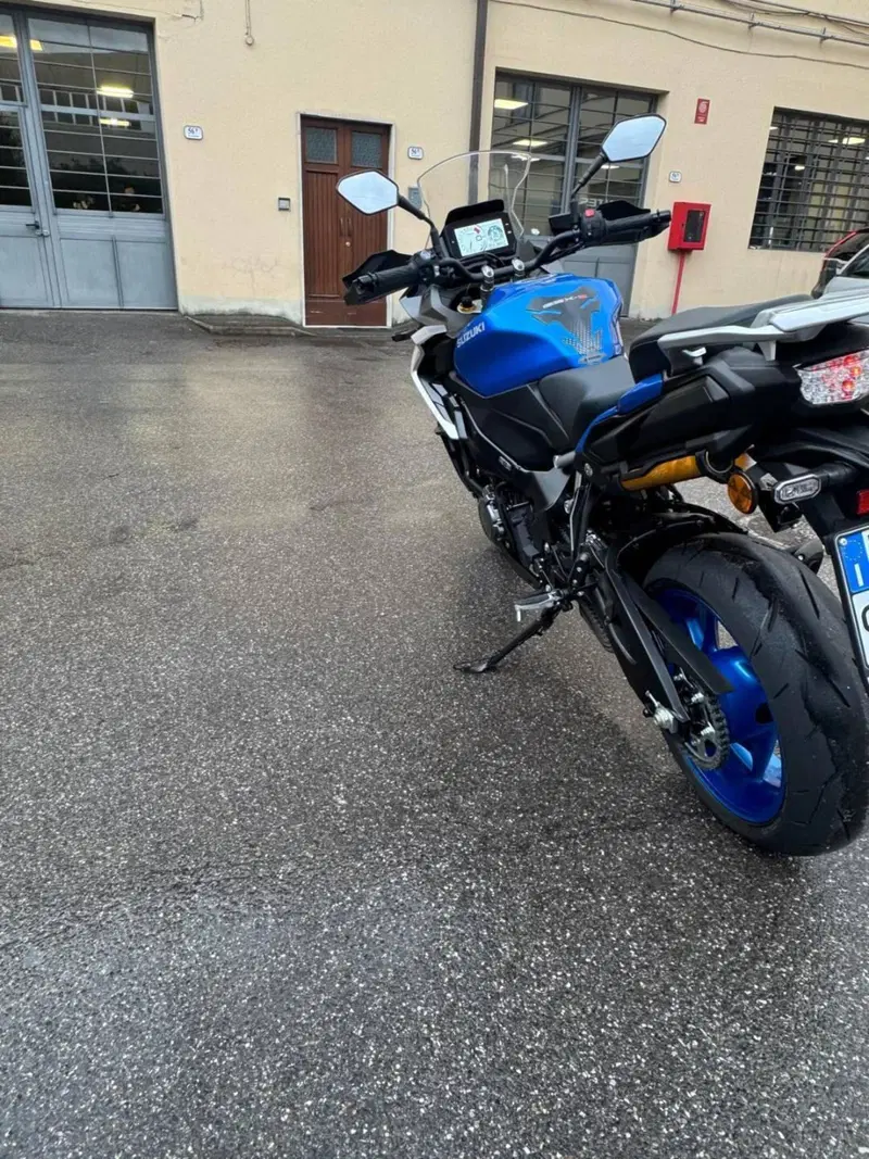 Suzuki GSX-S1000GX (2024 - 26) (4)