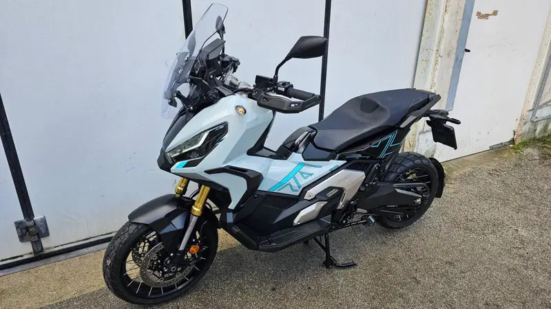 Honda X-ADV 750 DCT (2021 - 24) (5)