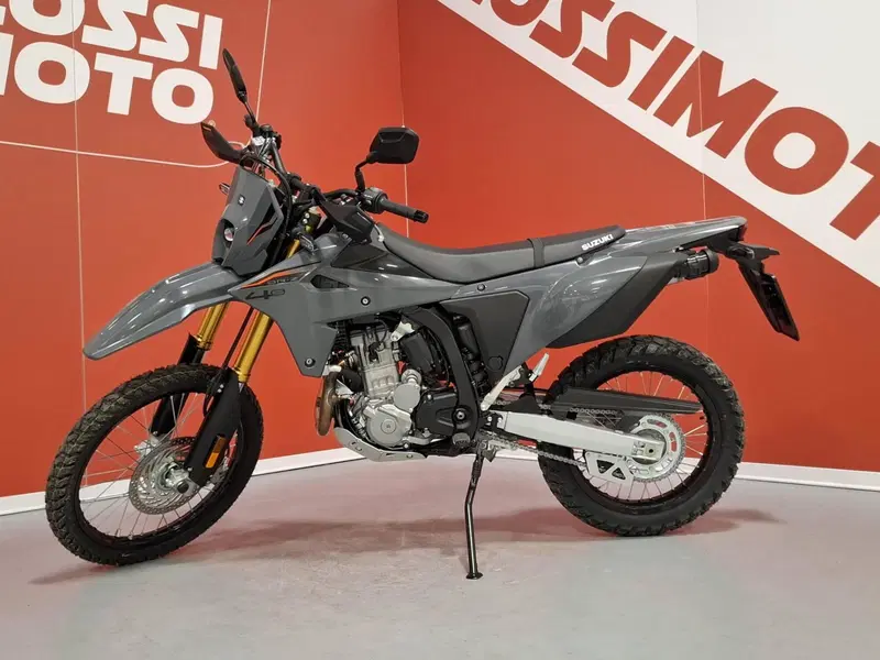 Suzuki DR-Z4S (2025 - 26) (10)