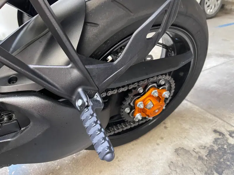 KTM 1290 Super Duke GT (2022 - 25) (11)