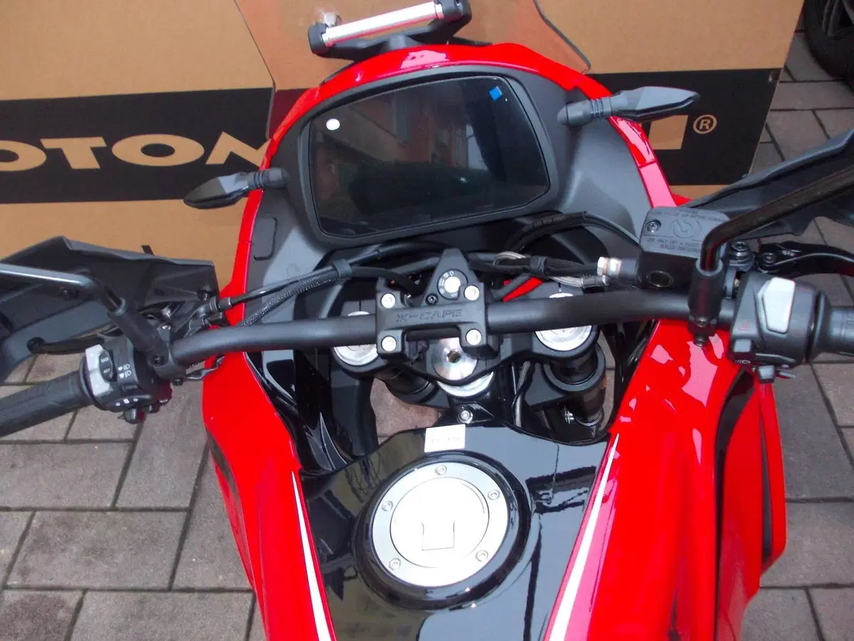 Moto Morini X-Cape 700 (2025 - 26) (15)