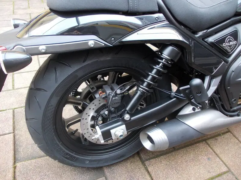 Moto Morini Calibro Custom (2024 - 26) (6)