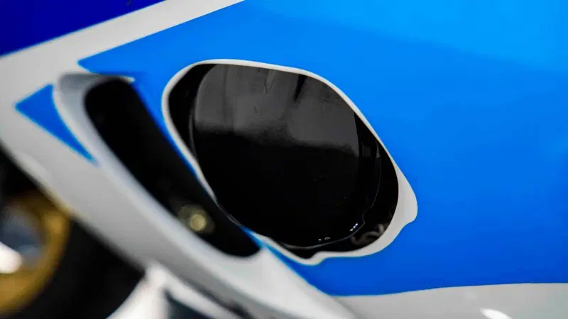 Suzuki GSX-R 750 SRAD (13)
