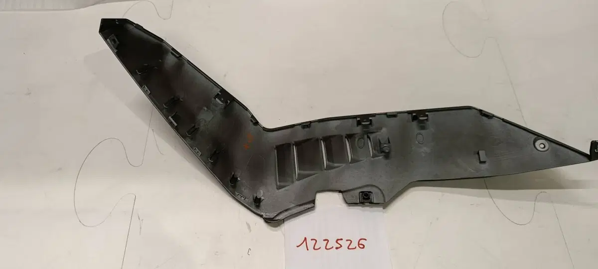 SPOILER DX (SOTTOPEDANA DX) SYM ADXTG400 (2)