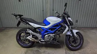 Suzuki Gladius 650 SFV (2009 - 15) usata