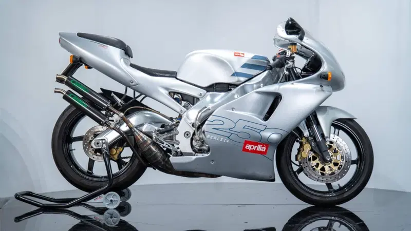 Aprilia RS 250 REPLICA (6)