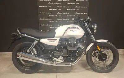 Moto Guzzi V7 Special (2025 - 26) usata