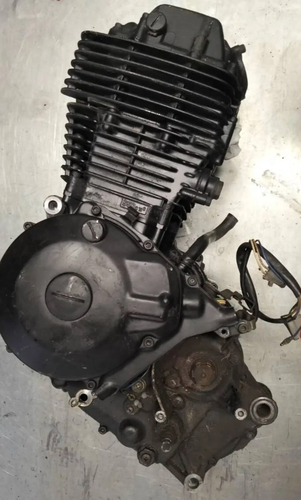 Ricambi originali usati per Yamaha XT550 e XT400 (2)
