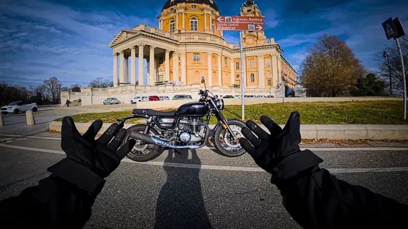 POV Honda GB350S: ecco il sound della piccola roadster retr&ograve;. Sapore vintage [VIDEO]