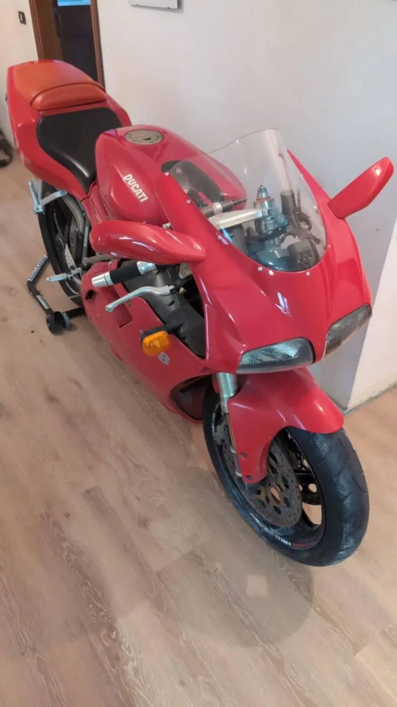 Ducati 748 S (1999 - 01) (8)