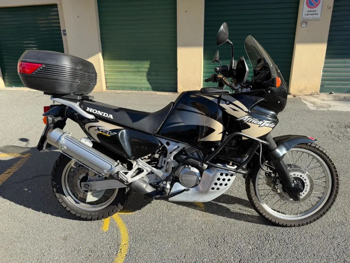 Honda Africa Twin XRV 750 (1996 - 02) (13)