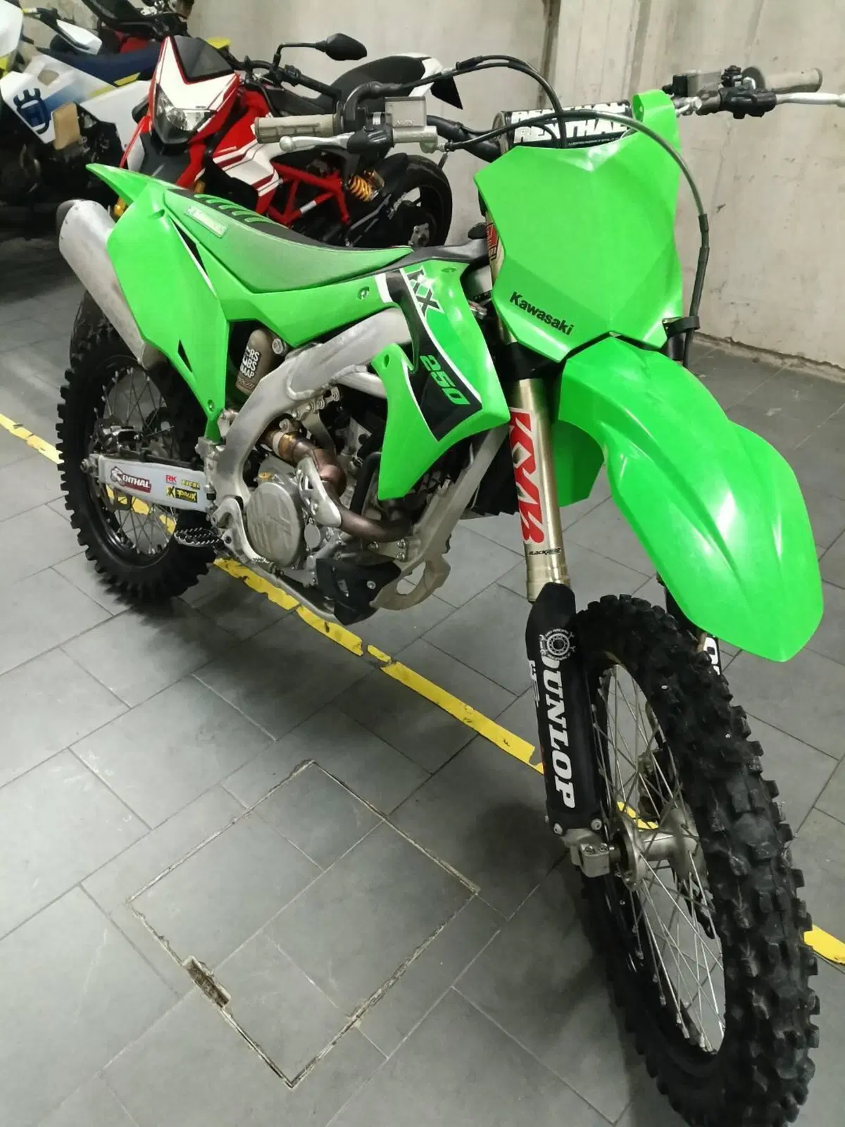 Kawasaki KX250F (2023) (6)